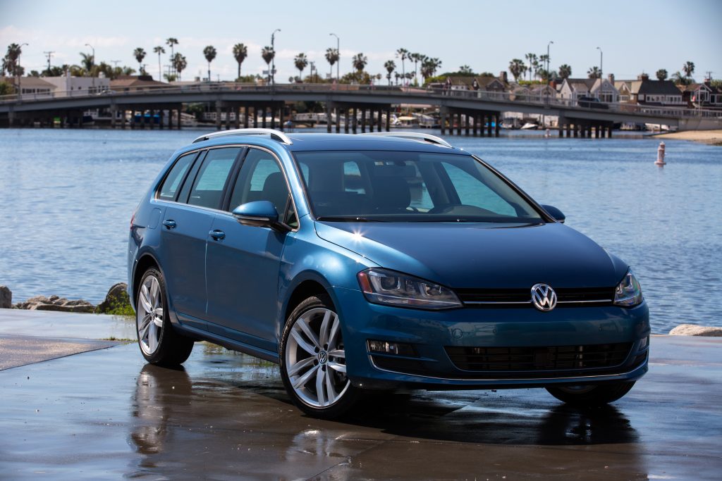 Blue Exterior of The All-New 2015 Golf SportWagen