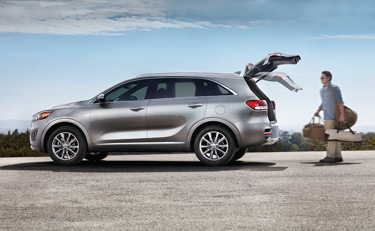 2019 Kia Sorento Exterior Side View Open Liftgate