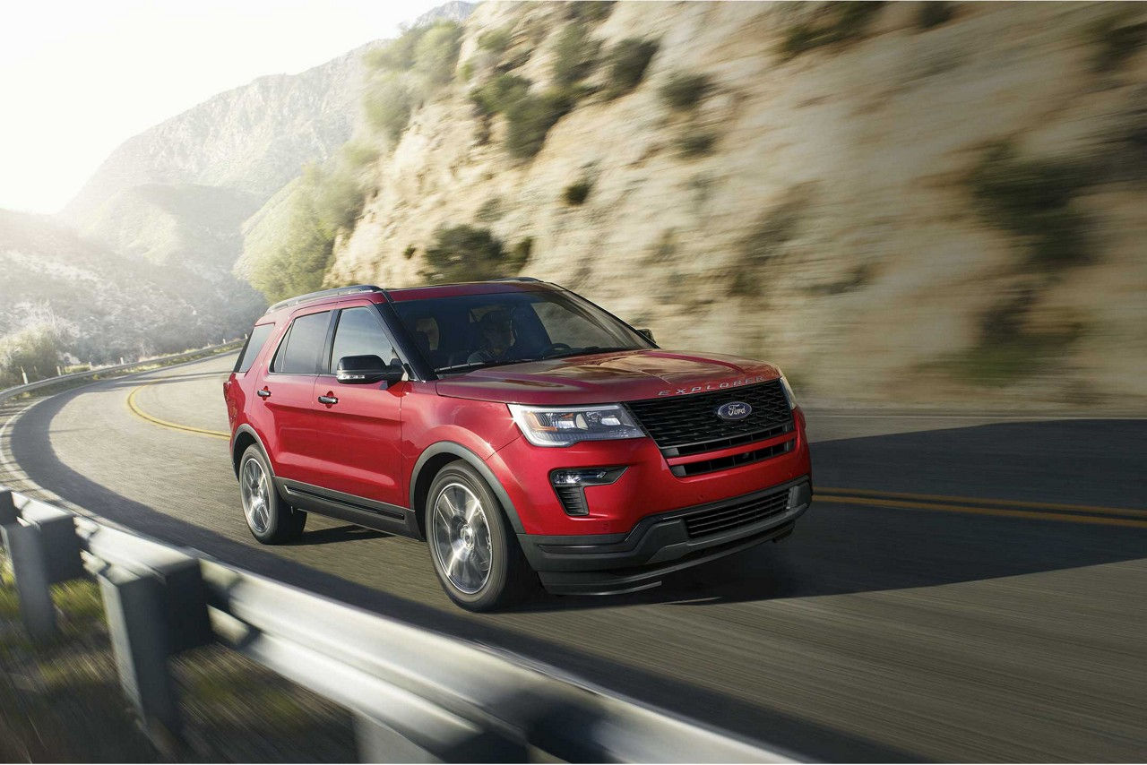 2018 Ford Explorer Ruby Red Exterior Front View