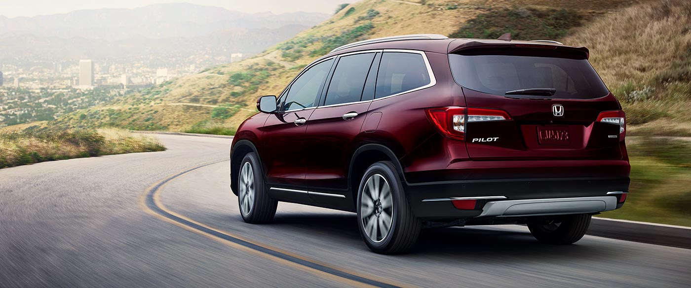 2019 Honda Pilot Red Driving Exterior