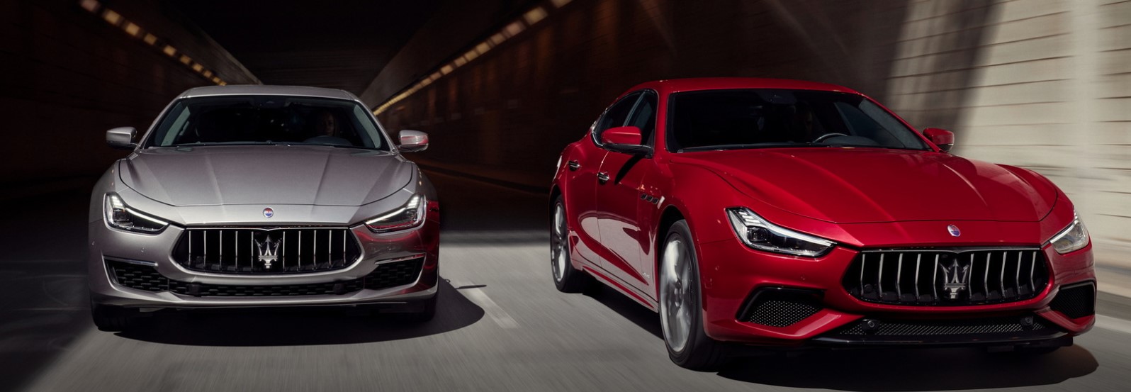 2019 Maserati Ghibli Gray and Red Exterior