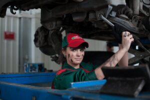 What kind of jobs are offered at a dealership 